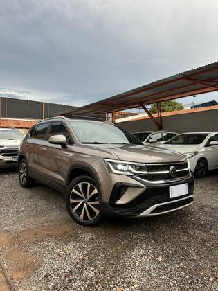 VOLKSWAGEN TAOS 1.4 250 TSI TOTAL FLEX HIGHLINE AUTOMÁTICO